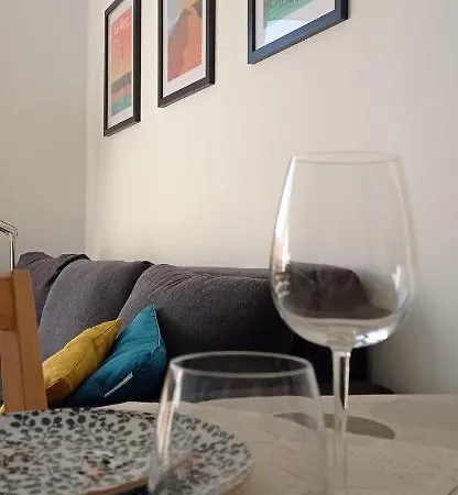 Holiday home La Petite Maison Du Bassin D'arcachon - 40 M2, Climatisee, Independante Et Au Calme