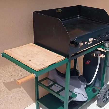 La Petite Maison Du Bassin D'arcachon - 40 M2, Climatisée, Indépendante Et Au Calme * Audenge